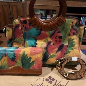 Patricia Nash Lyon Watercolor Butterfly Bag w/ Matching Wallet & Dust Bag